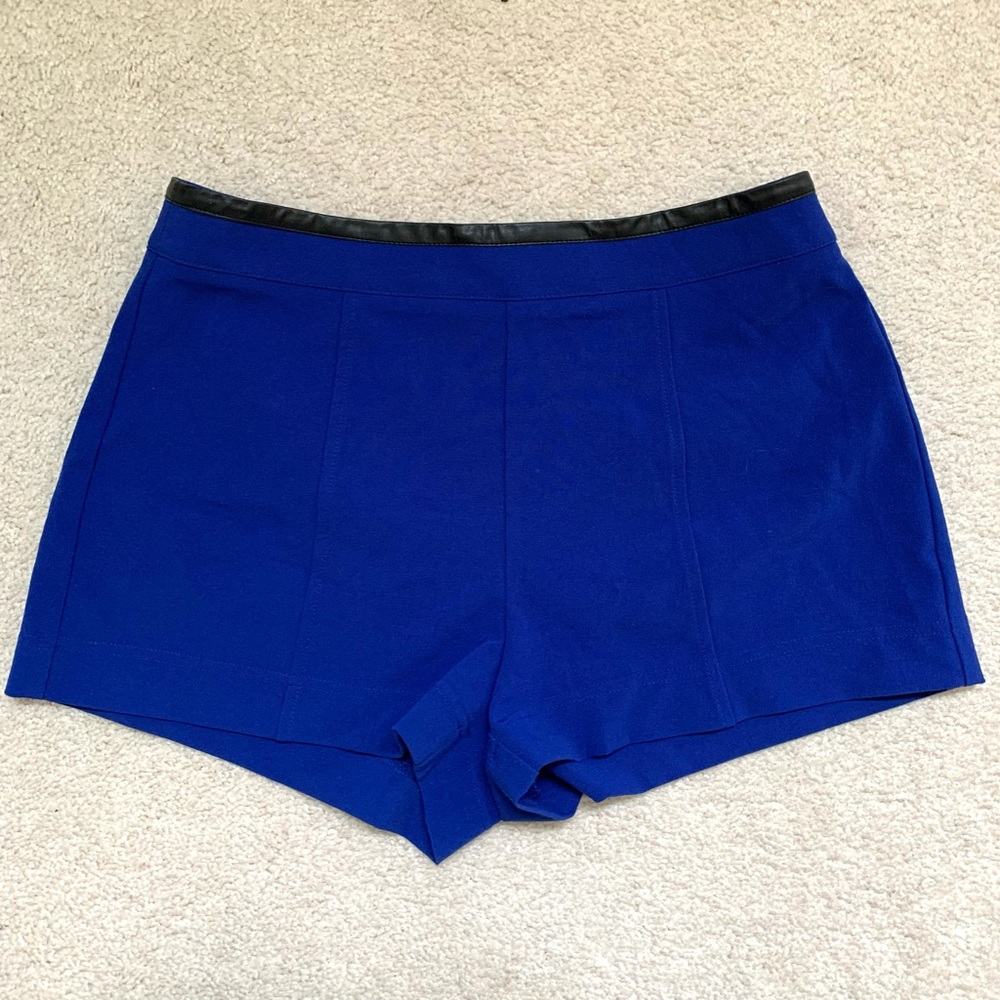 Forever 21 Royal Blue shorts size medium m black faux leather trim gold zipper
